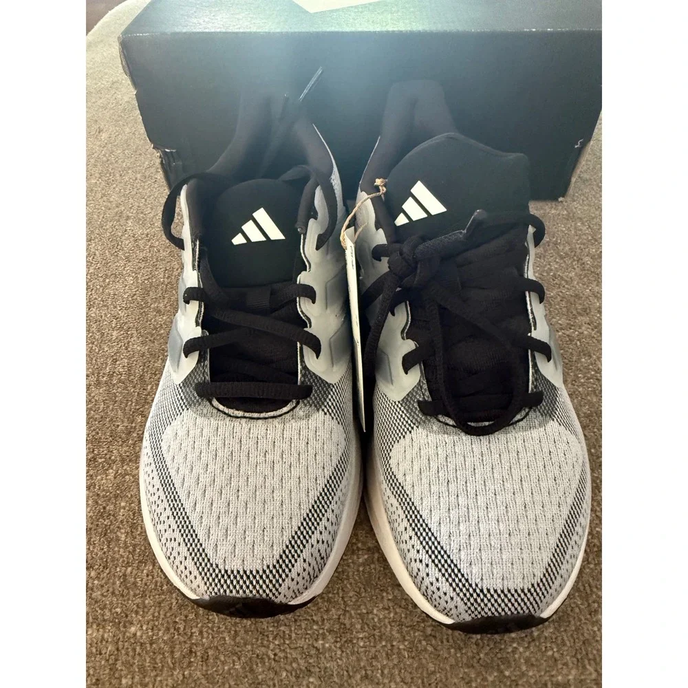 Adidas UltraRun 5 J Running Shoes Kids Size 4 White Black New JS1096 Sneaker